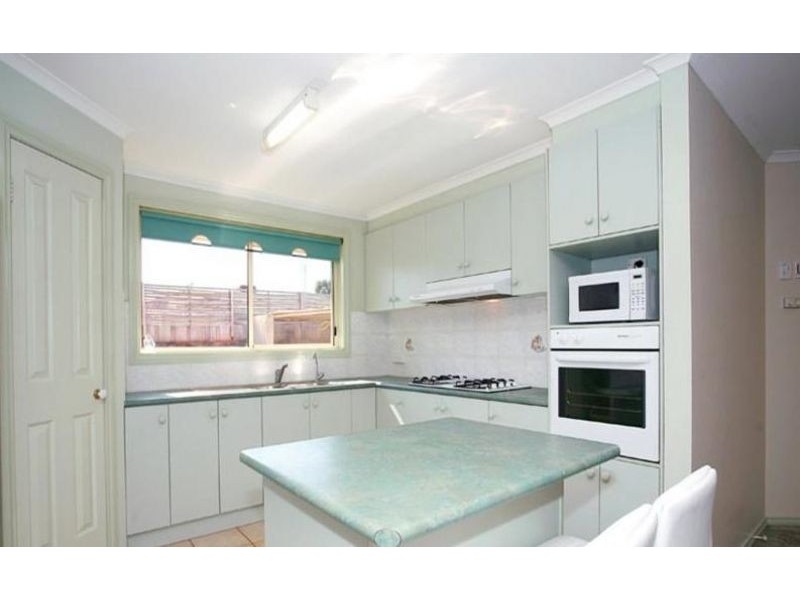 3 Rimes Close, Cranbourne West VIC 3977