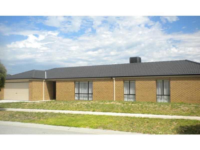 1 Trevino Way, Cranbourne North VIC 3977