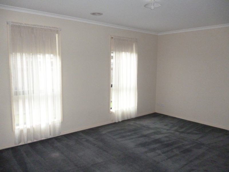 1 Trevino Way, Cranbourne North VIC 3977