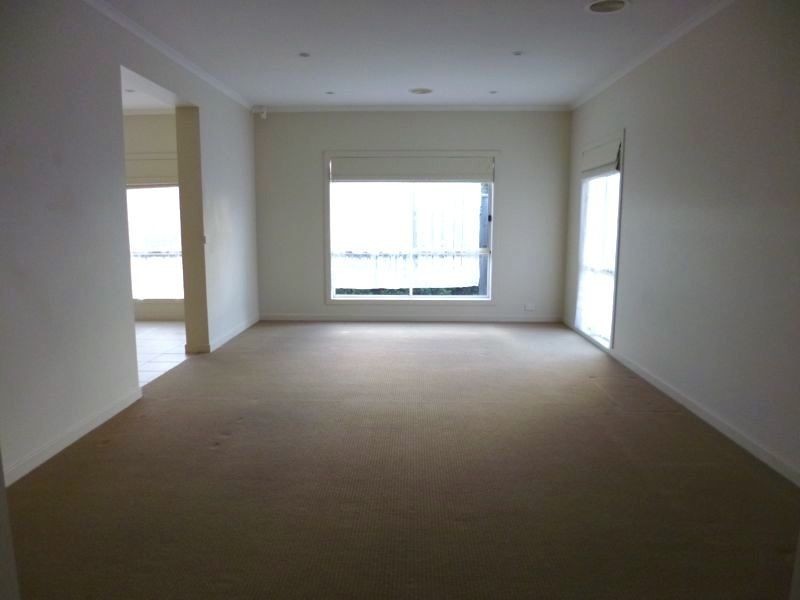 37 Golden Grove Drive, Narre Warren South VIC 3805