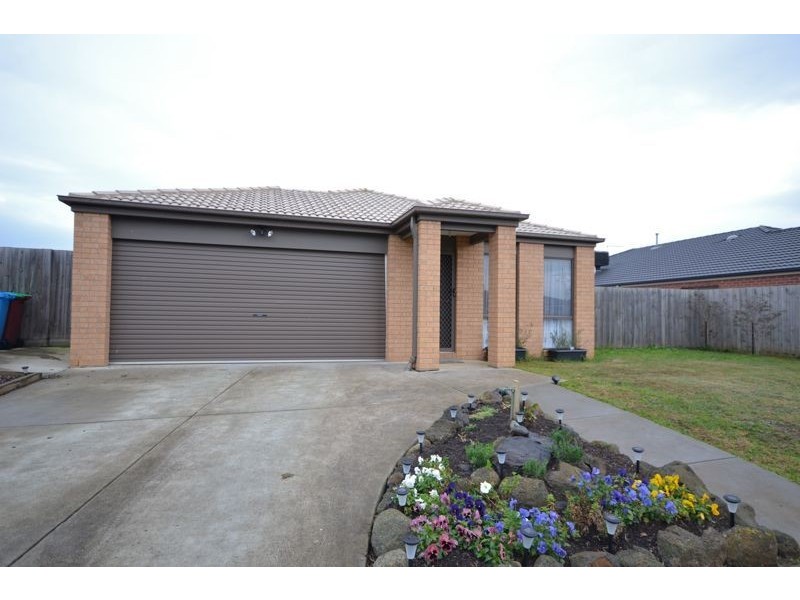 61 Kingdom Drive, Cranbourne VIC 3977