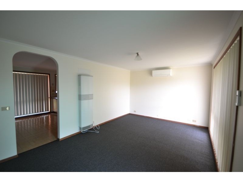 1/54 Elizabeth Street, Cranbourne North VIC 3977