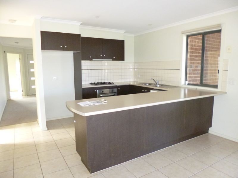 40 Sing Crescent, Berwick VIC 3806