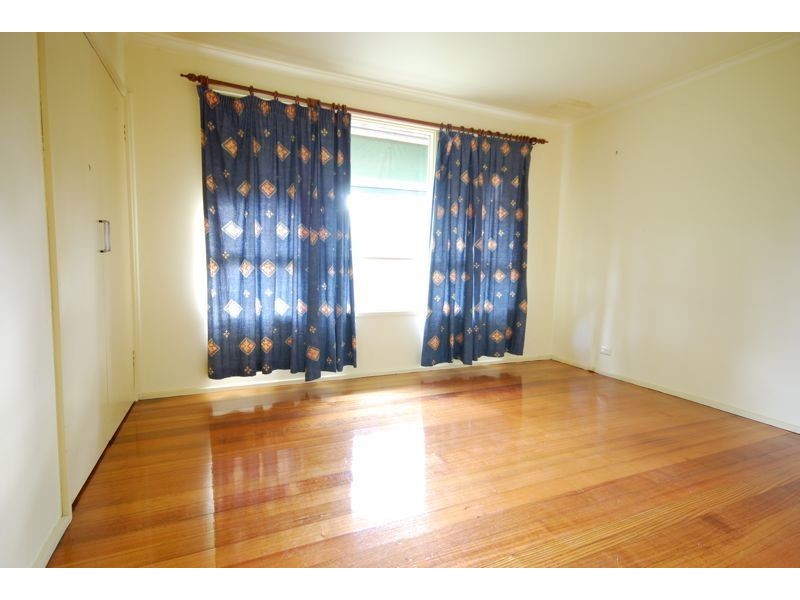 32 Lorna Street, Cranbourne VIC 3977