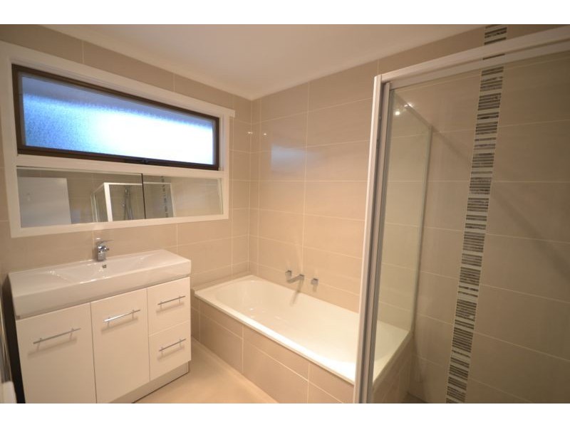 175 Endeavour Drive, Cranbourne North VIC 3977