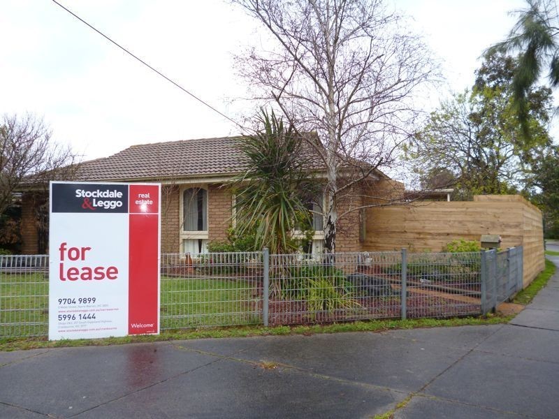 1 Thomas Crescent, Cranbourne VIC 3977