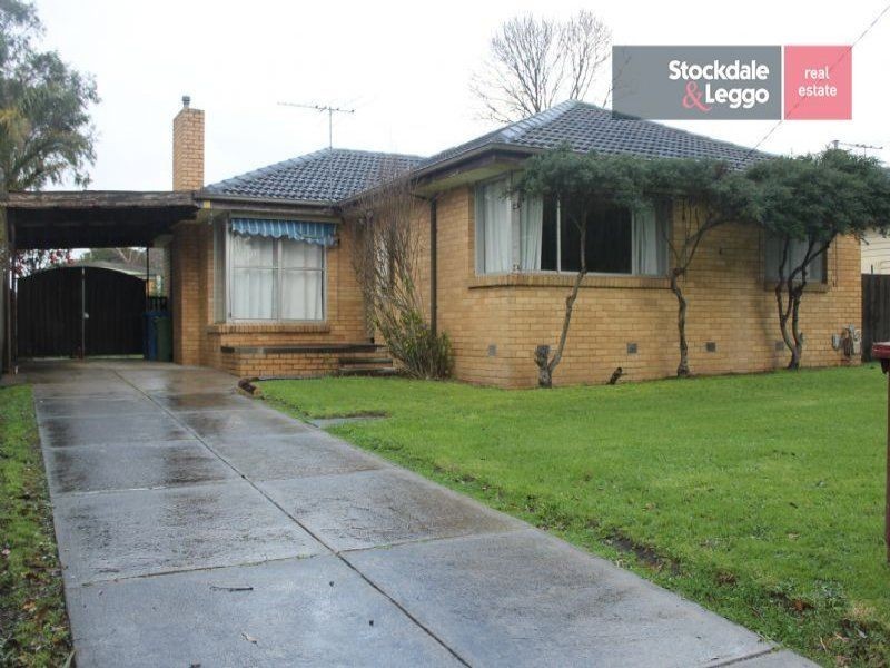 4 Scott Street, Cranbourne VIC 3977