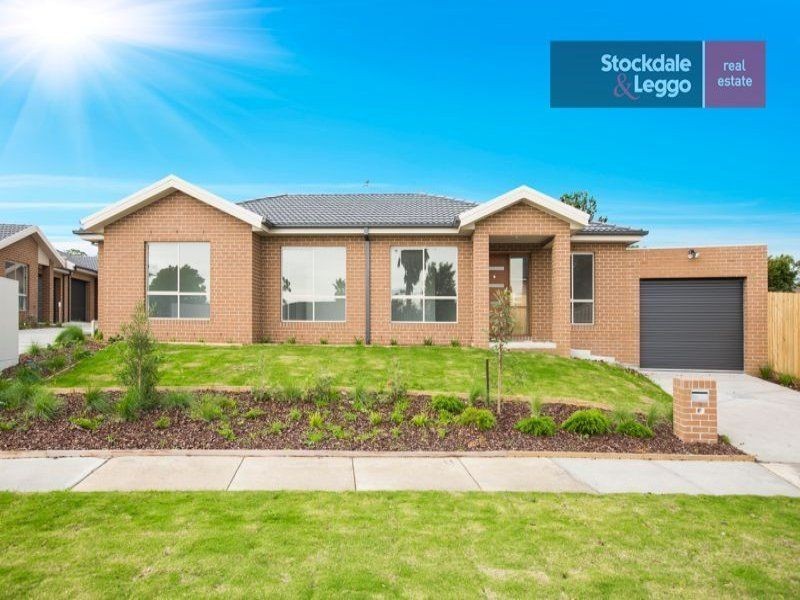 1/16-18 Phelan Drive, Cranbourne North VIC 3977