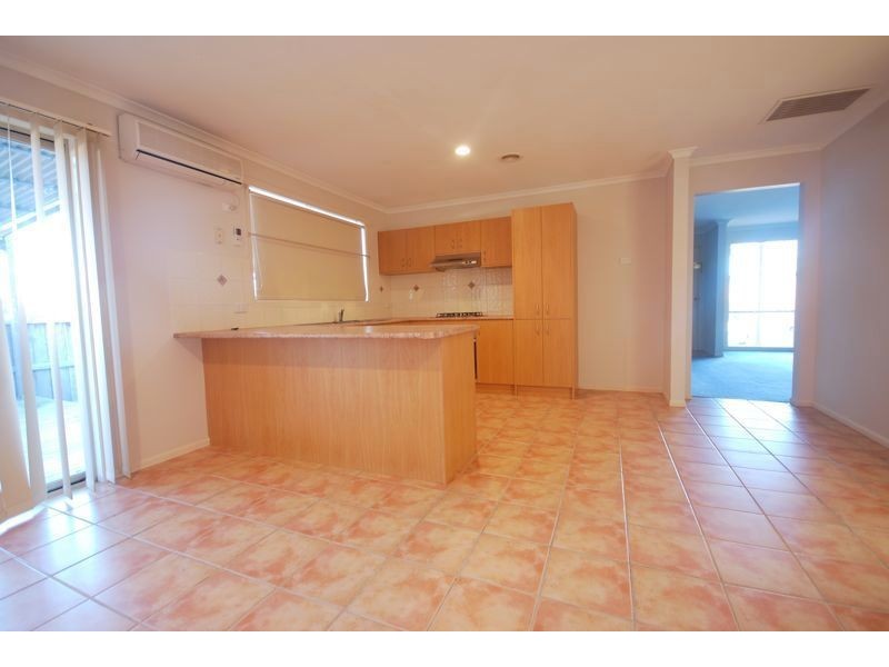 54 Cornwell Crescent, Cranbourne East VIC 3977