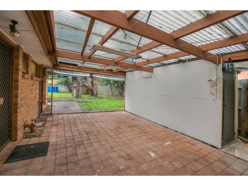 11 Lawson Close, Cranbourne VIC 3977