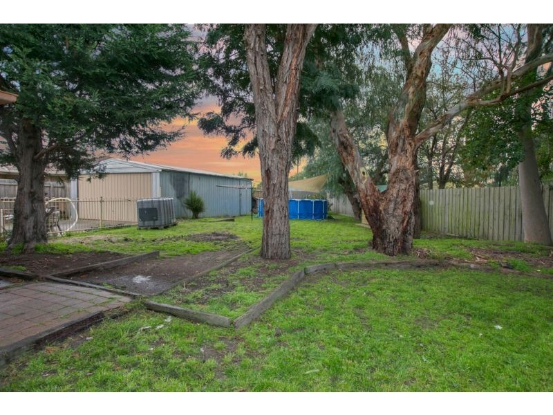 11 Lawson Close, Cranbourne VIC 3977