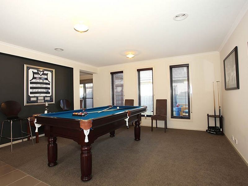 23 Ferndown Drive, Cranbourne VIC 3977