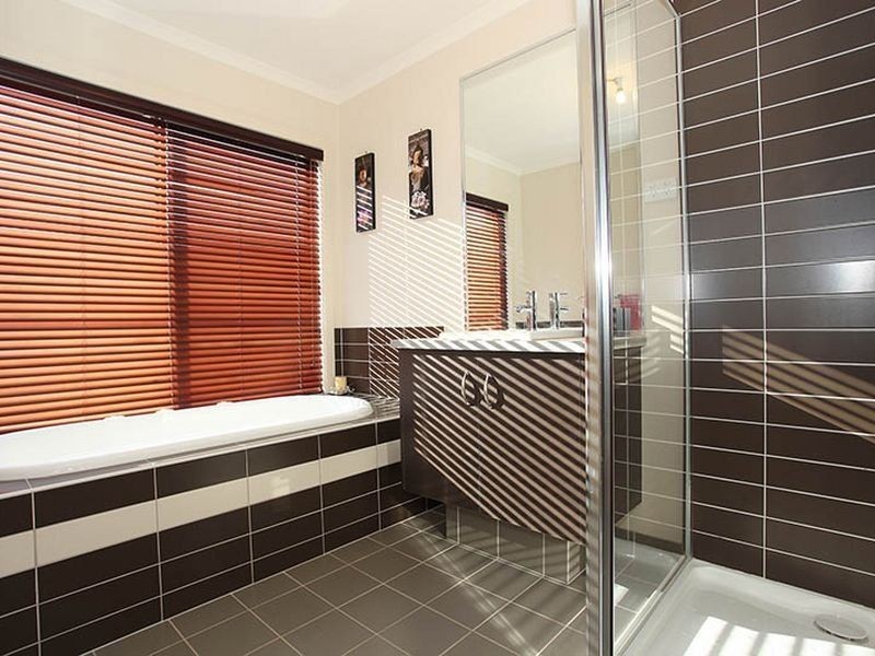 23 Ferndown Drive, Cranbourne VIC 3977