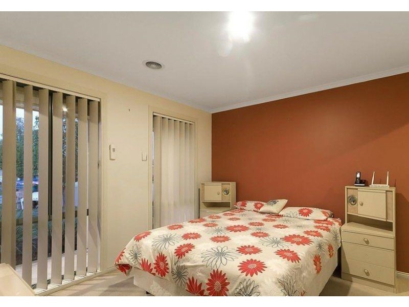 51 Middleham Close, Cranbourne West VIC 3977