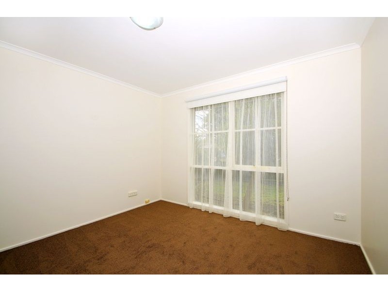 2 Joyce Street, Cranbourne West VIC 3977