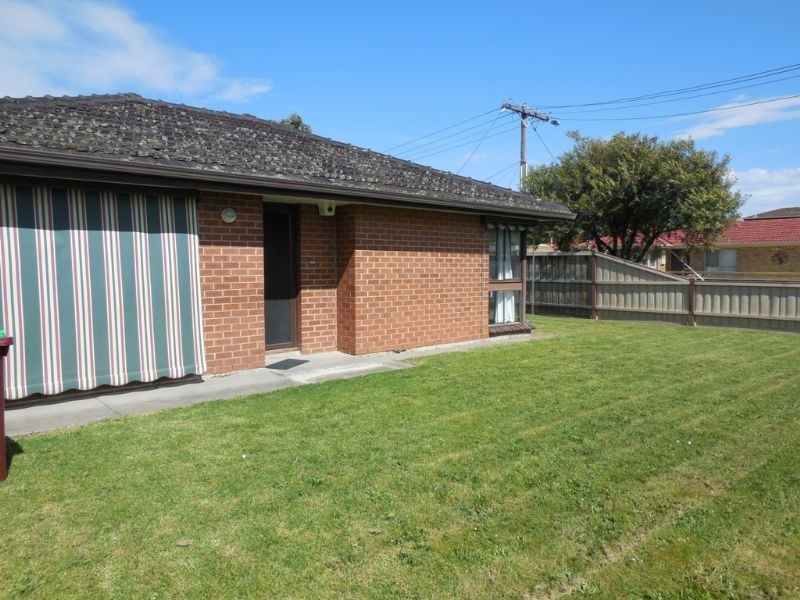 1/28 Latrobe Street, Cranbourne VIC 3977