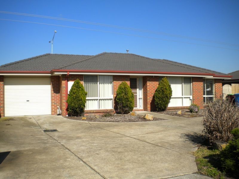 1/25 Coriyule Court, Cranbourne North VIC 3977