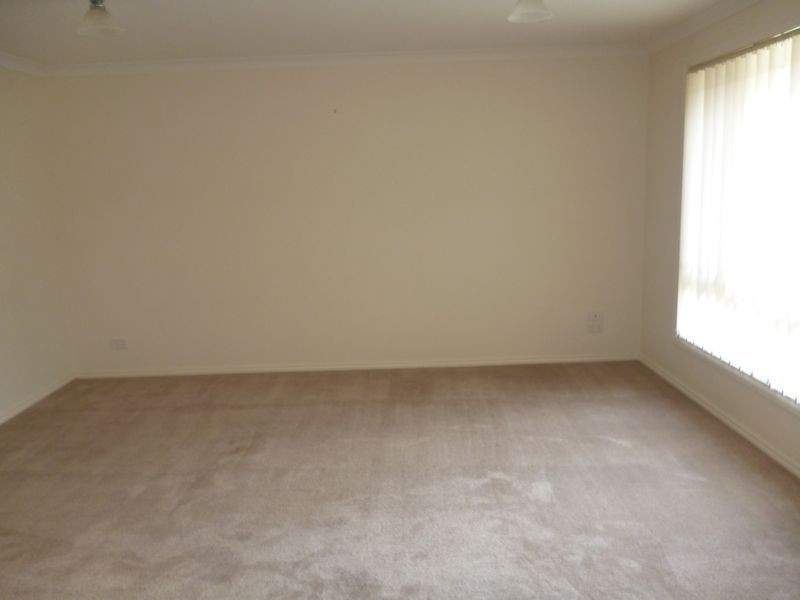 2/6-8 Lecky Street, Cranbourne VIC 3977