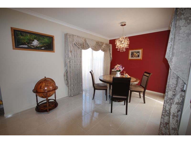 79 Dartmoor Drive, Cranbourne East VIC 3977