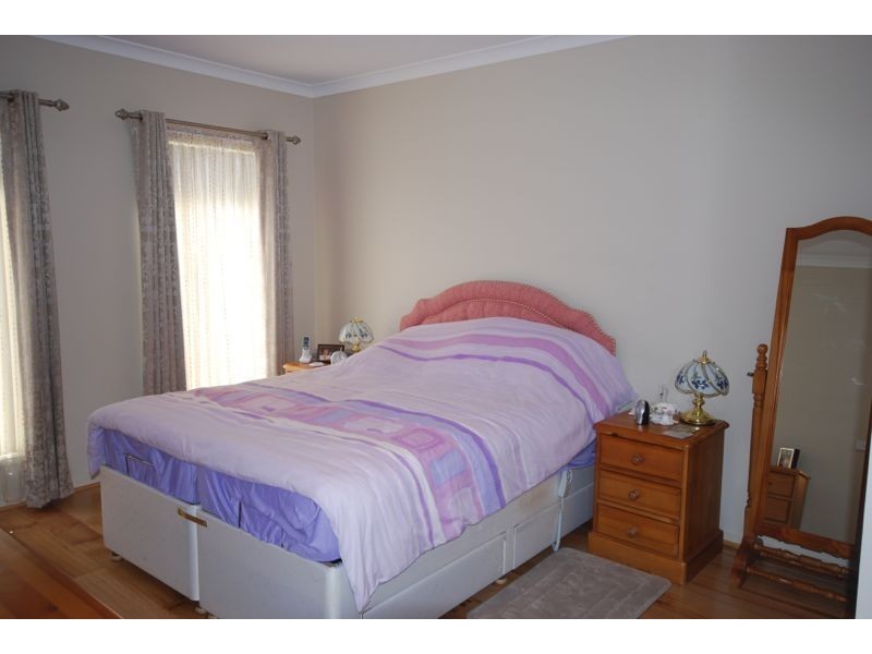 79 Dartmoor Drive, Cranbourne East VIC 3977