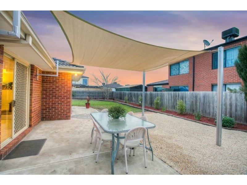 13 Parnell Court, Cranbourne West VIC 3977