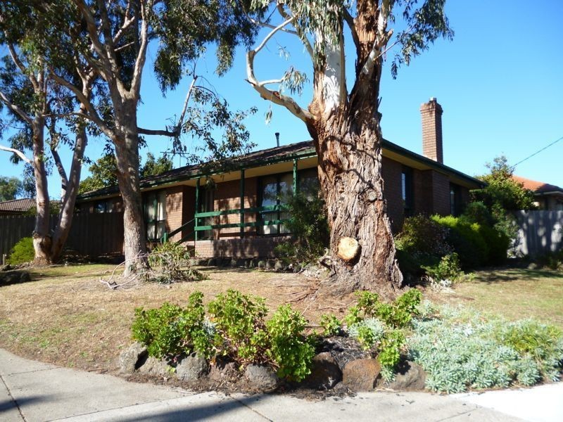 28 Hawdon Drive, Cranbourne VIC 3977