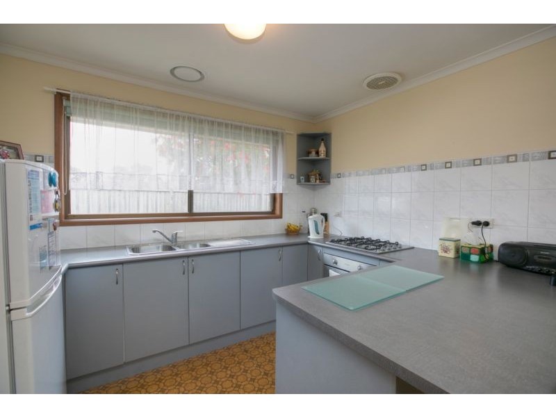 1/11 Tucker Street, Cranbourne VIC 3977