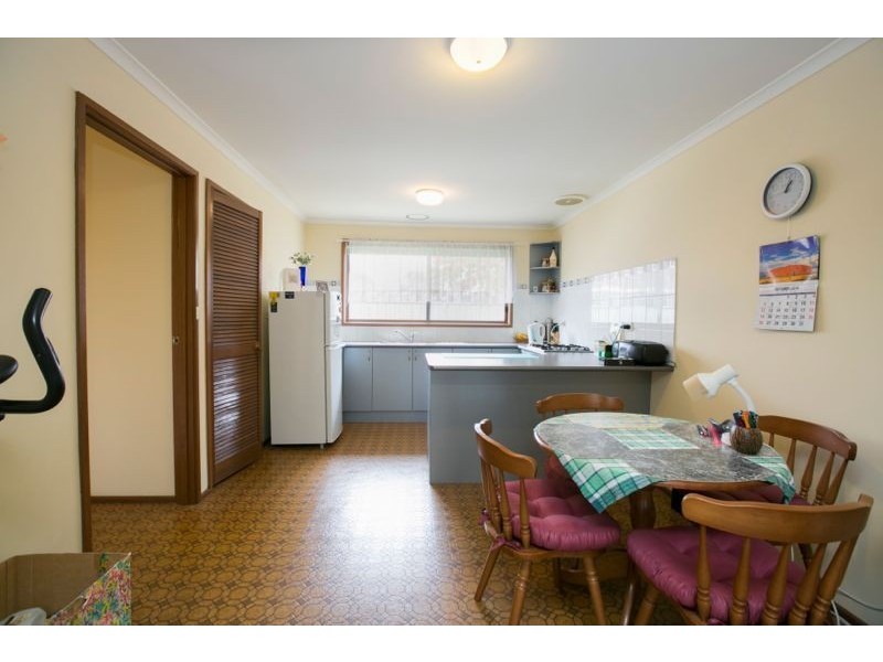 1/11 Tucker Street, Cranbourne VIC 3977