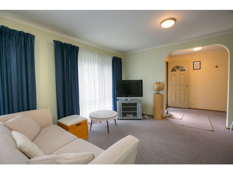 1/11 Tucker Street, Cranbourne VIC 3977