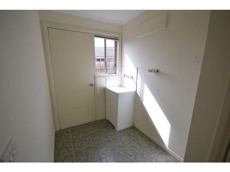 39 Linda Drive, Cranbourne West VIC 3977