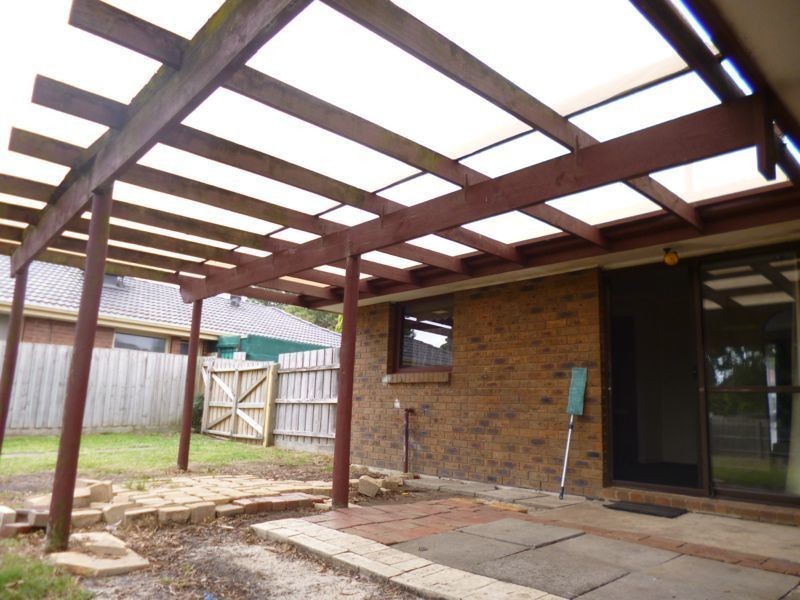 11 Phillip Court, Cranbourne North VIC 3977