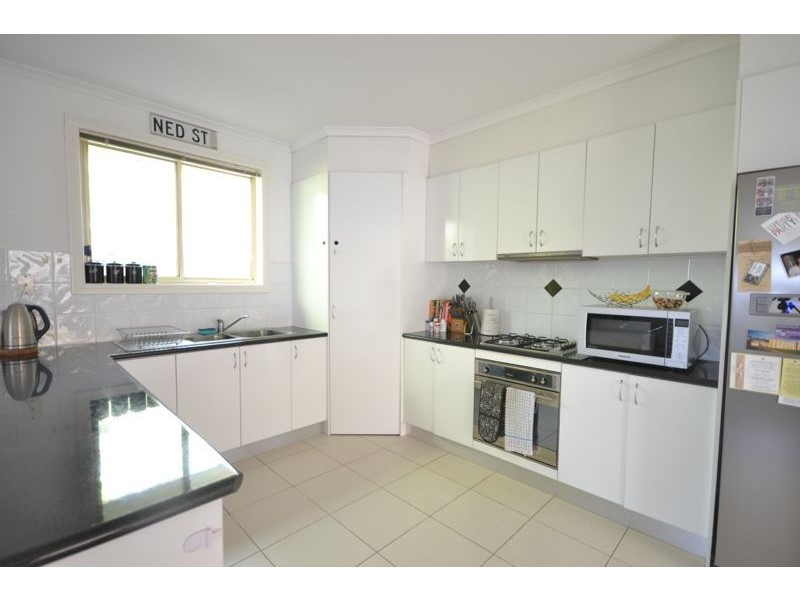 13 Alpine Heath Way, Lyndhurst VIC 3975