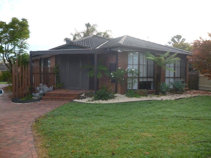 3 Courtenay Avenue, Cranbourne North VIC 3977