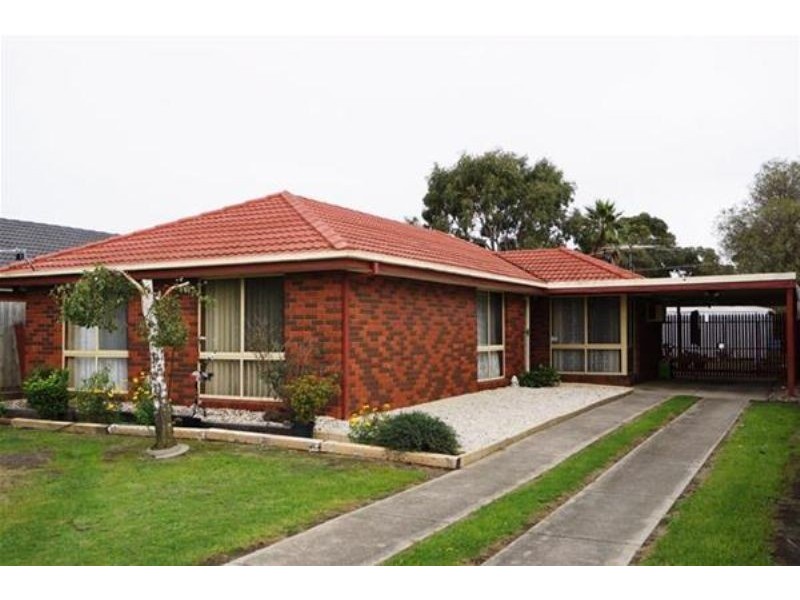 28 Grace Street, Cranbourne VIC 3977