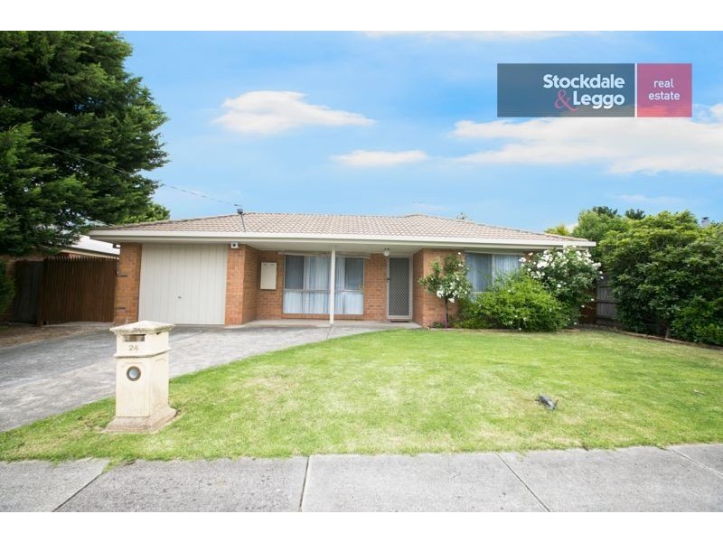 24 Joyce Street, Cranbourne West VIC 3977