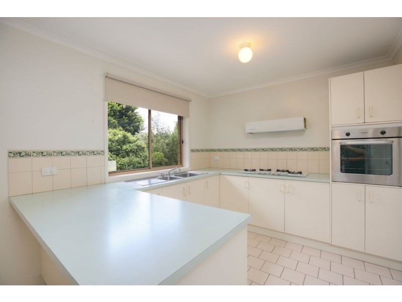 24 Joyce Street, Cranbourne West VIC 3977