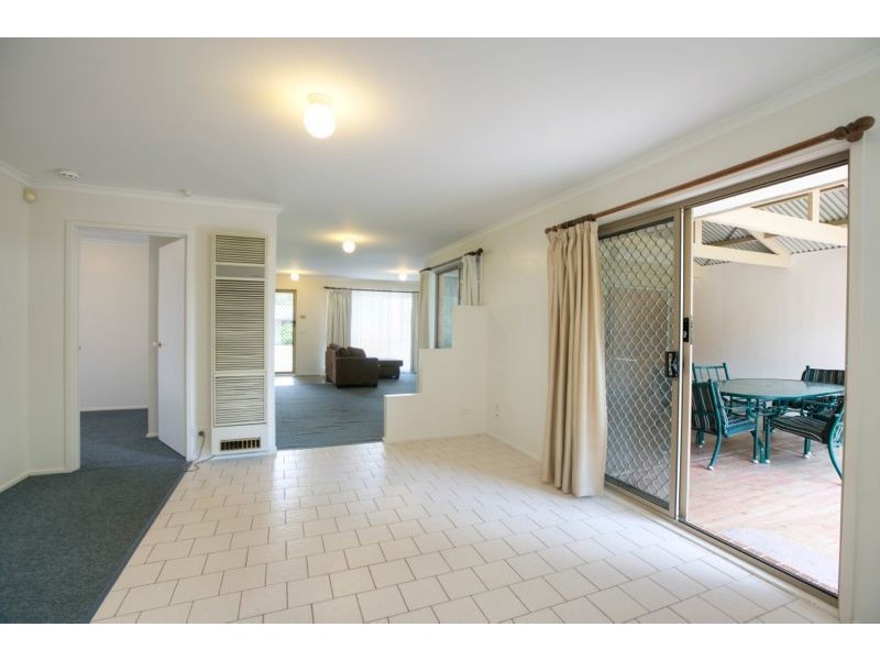 24 Joyce Street, Cranbourne West VIC 3977