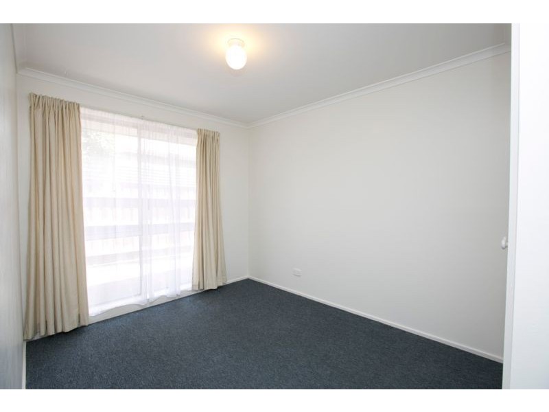 24 Joyce Street, Cranbourne West VIC 3977