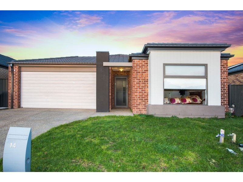 14 Charlock Drive, Cranbourne North VIC 3977