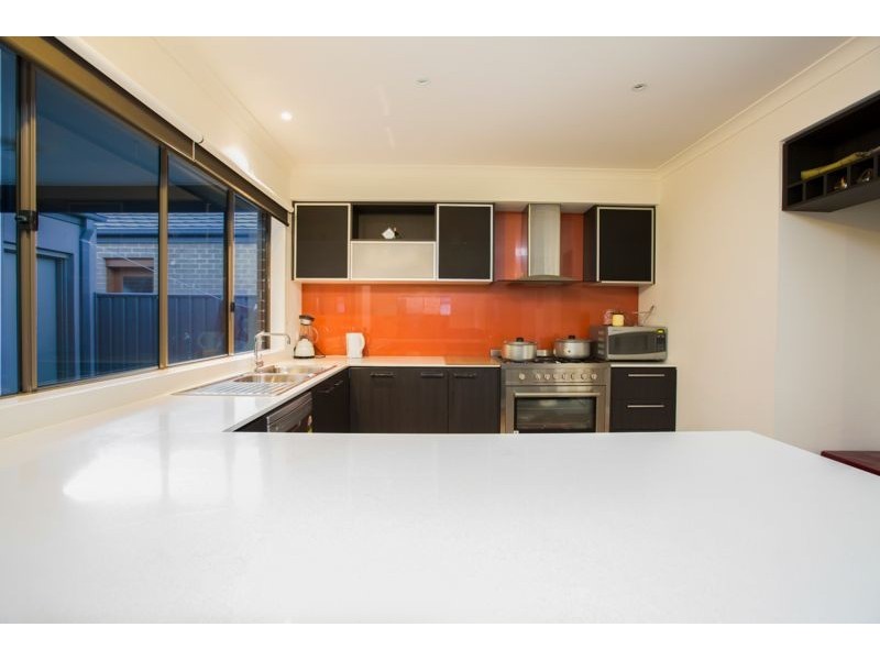 14 Charlock Drive, Cranbourne North VIC 3977