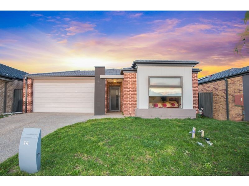 14 Charlock Drive, Cranbourne North VIC 3977
