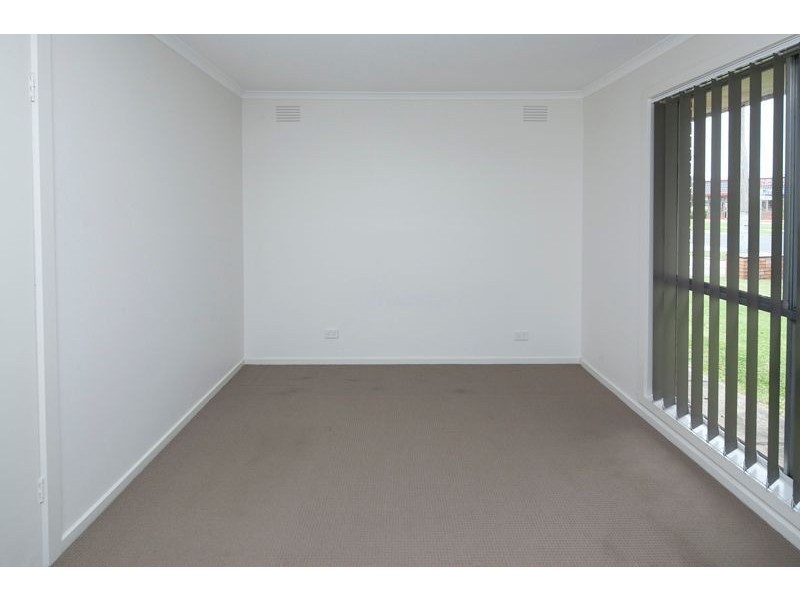 1/83 Clarendon Street, Cranbourne VIC 3977