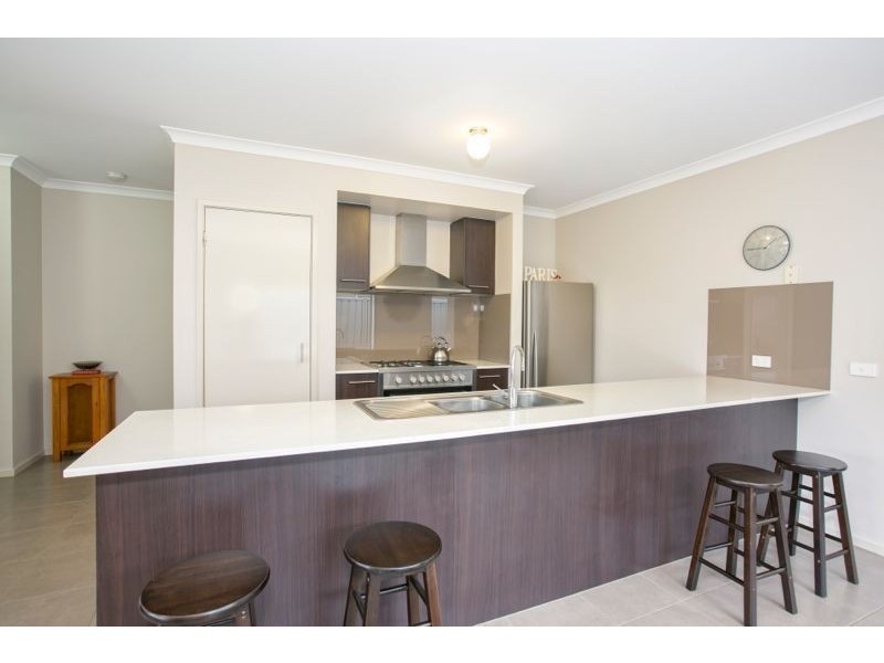 14 Cerbera Bend, Cranbourne North VIC 3977