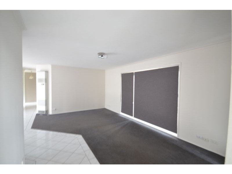 103 Monahans Road, Cranbourne West VIC 3977