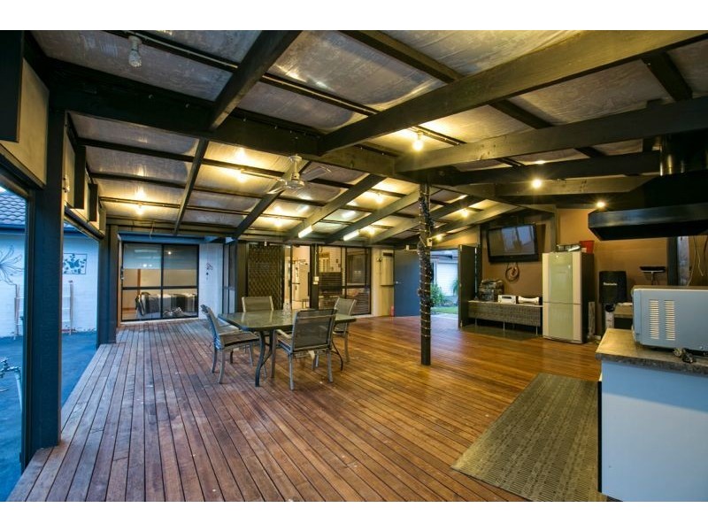 13 Waverley Park Drive, Cranbourne North VIC 3977