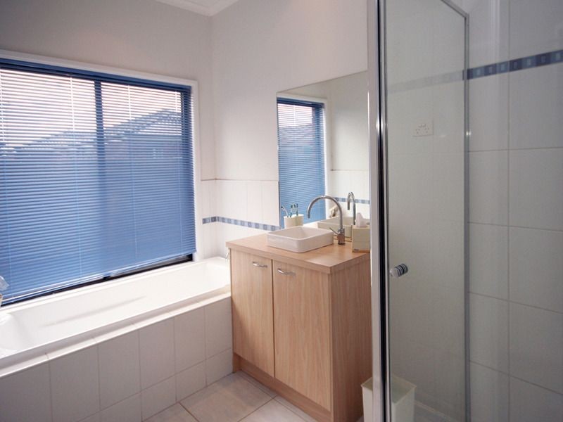 3 Archers Field Drive, Cranbourne East VIC 3977