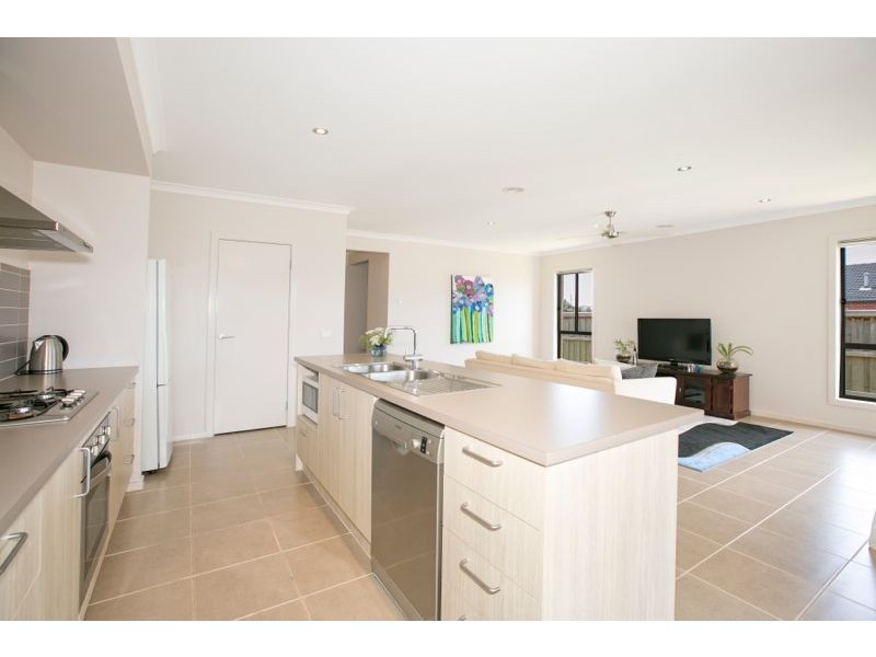 65 Everlasting Boulevard, Cranbourne West VIC 3977