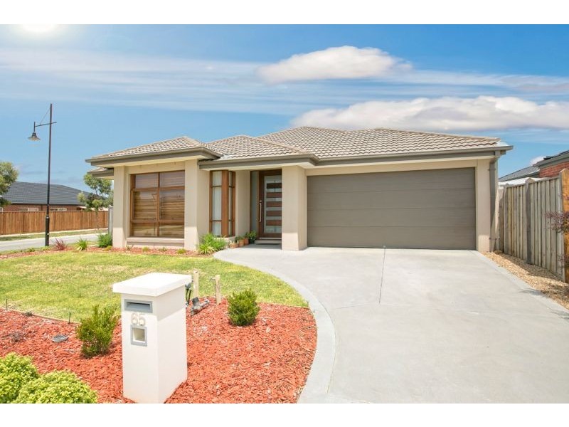 65 Everlasting Boulevard, Cranbourne West VIC 3977