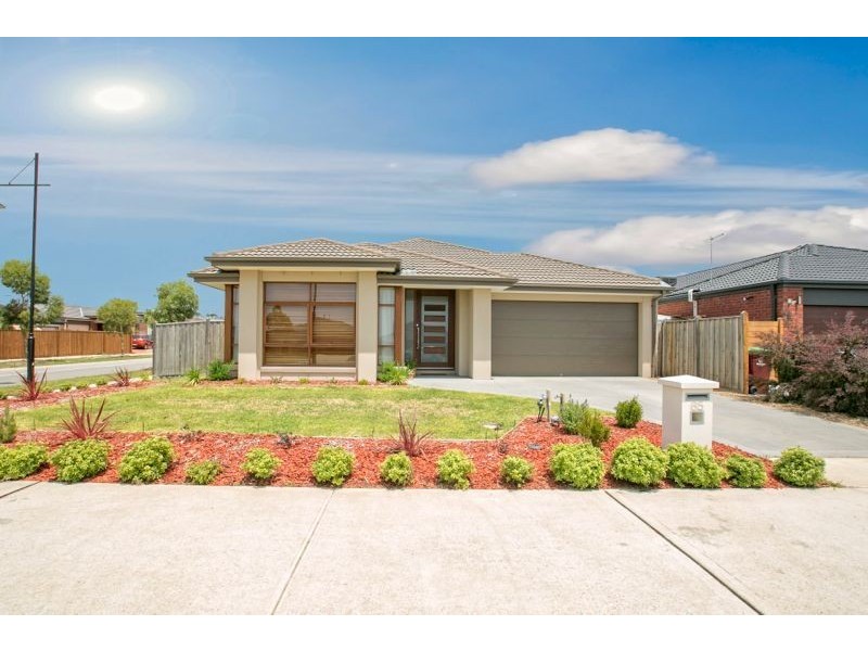 65 Everlasting Boulevard, Cranbourne West VIC 3977