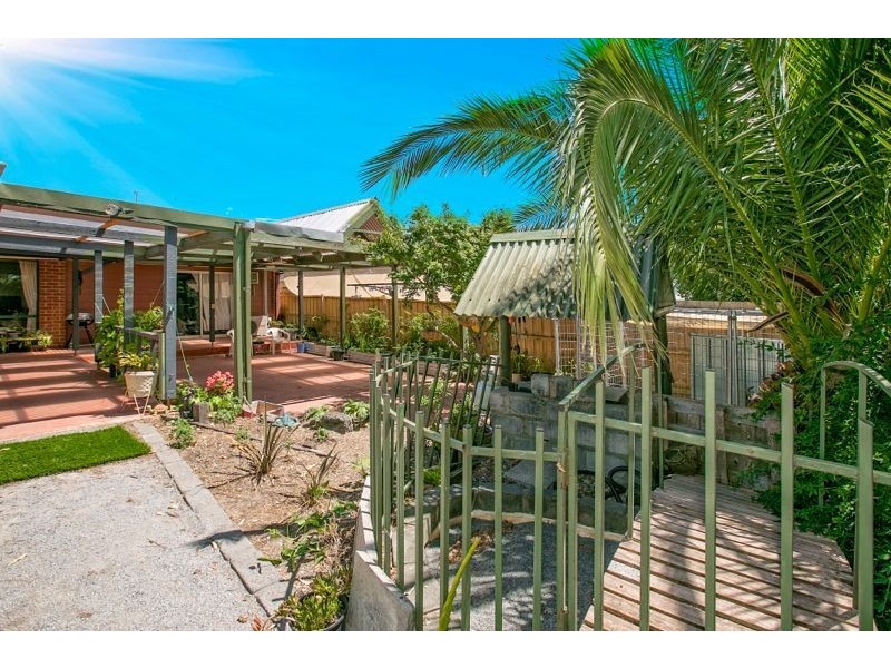 22 Broome Crescent, Cranbourne North VIC 3977